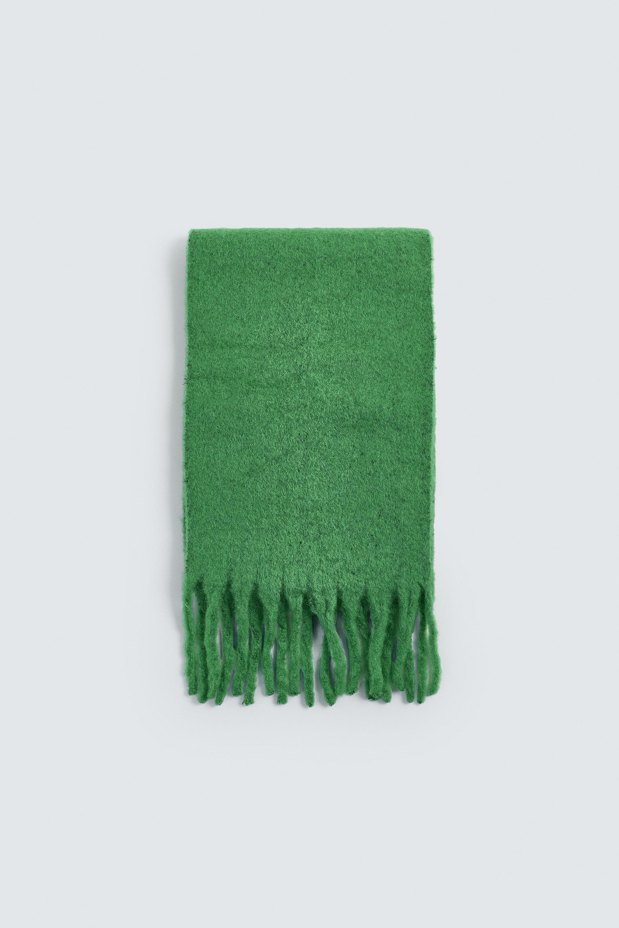 BRUSHED TEXTURE FRINGED SCARF
